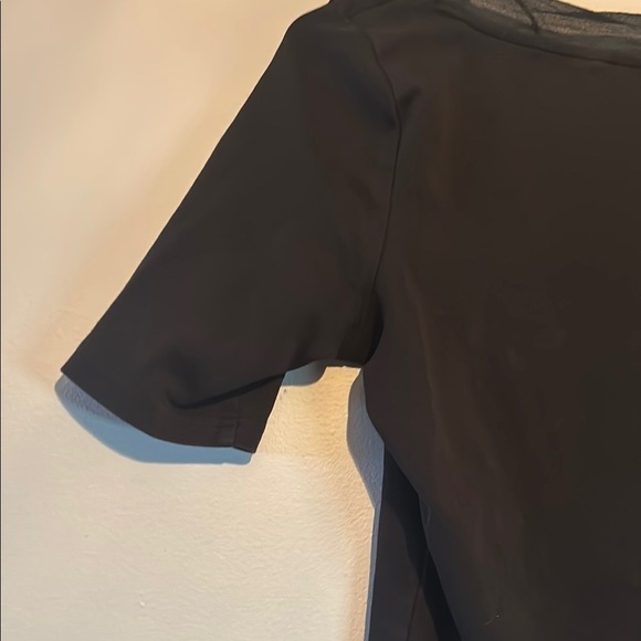 Black Fitted Short Sleeve T-Shirt - Picture 5 of 5